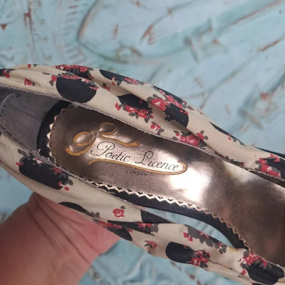 😃Poetic Licence Floral Women's Heels - Picture 8 of 8